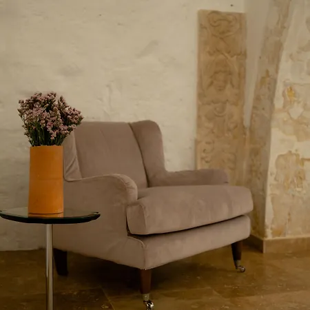 Palazzo Del Duca & Restaurant Matera