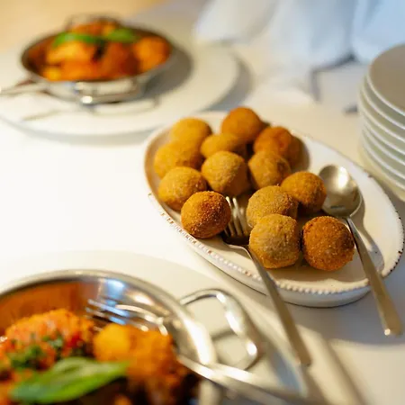 Hotel Palazzo Del Duca Hotel&restaurant 4*