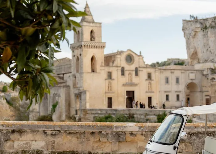 מלון Palazzo Del Duca & Restaurant