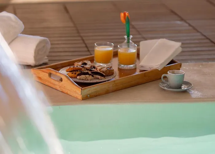 Palazzo Del Duca & Restaurant מלון מטרה