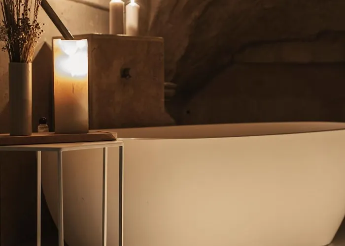 מלון Palazzo Del Duca & Restaurant מטרה