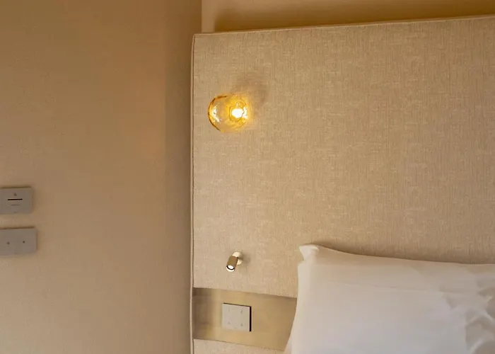 מלון Palazzo Del Duca & Restaurant מטרה