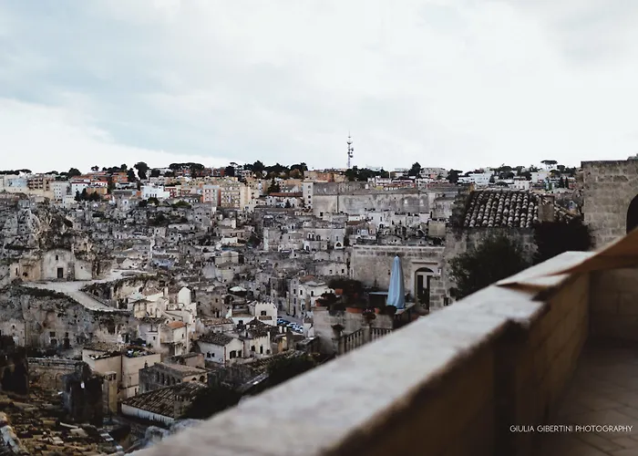 Palazzo Del Duca & Restaurant 4* מטרה