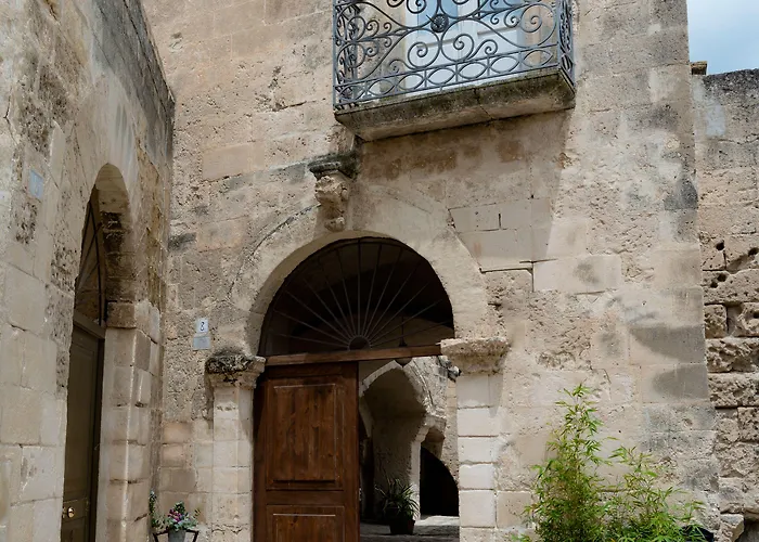 מלון Palazzo Del Duca & Restaurant 4*